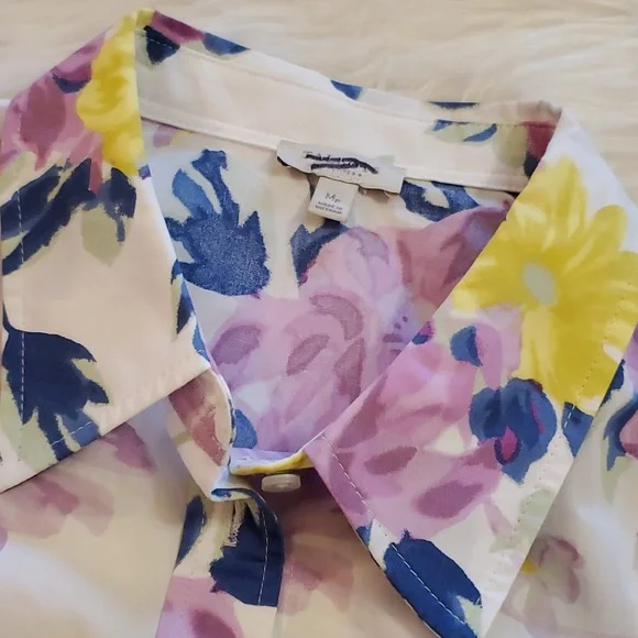Talbots Classic Floral cotton shirt - pastels (lavender, yellow, blue) - Picture 9 of 10